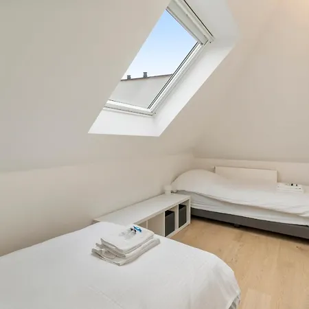 Willa Sublieme, Ruime Luxe 10p Met Terras En Tuin